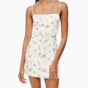 Aritzia Sunday Best Shimmer Satin Floral Dress in White/Pale Apricot Size 0 NWT